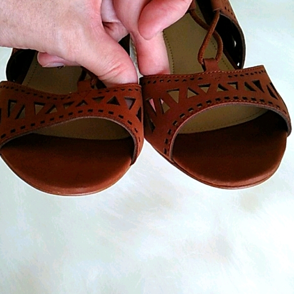Marc Fisher Paradox boho suede sandals - Picture 7 of 9